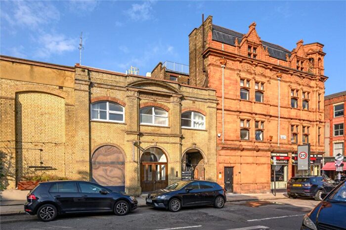 1 Bedroom Apartment For Sale In Almeida Street, London, N1