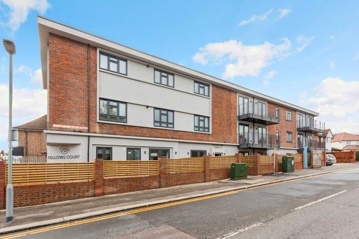 1 Bedroom Flat To Rent In Leggatts Wood Avenue, Watford WD24