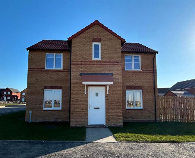 4 Bedroom Detached House To Rent In Calverley Crescent, Bradford, BD4