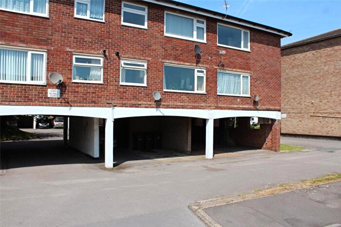 1 Bedroom Maisonette To Rent In The Forum, Chidham Close, Havant, Hampshire, PO9