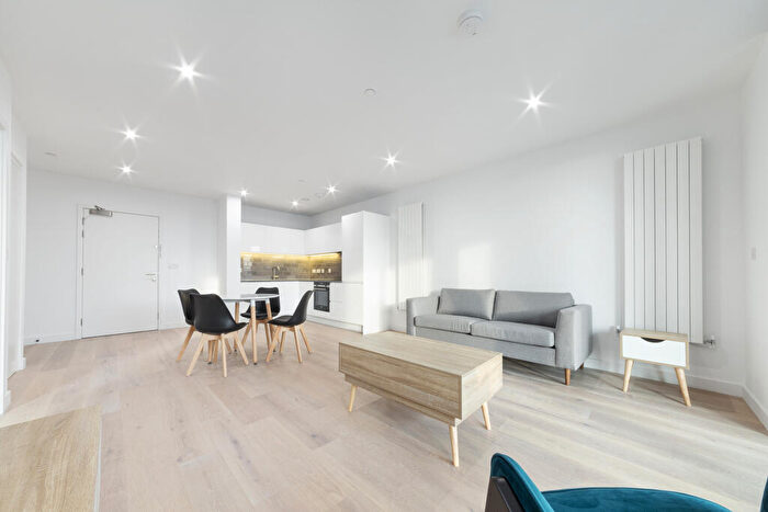 1 Bedroom Apartment To Rent In Pinnacle House, Schooner Road, Royal Wharf, London, E16