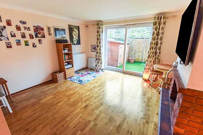 2 Bedroom Terraced House To Rent In Waller Street, Leamington Spa, CV32