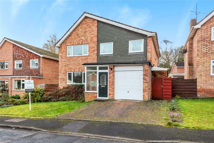 4 Bedroom Detached House To Rent In Westwood Gardens, Chandler's Ford, Eastleigh, SO53