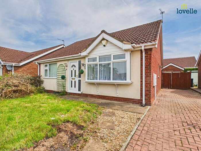3 Bedroom Detached Bungalow For Sale In Tennyson Close, Caistor, LN7