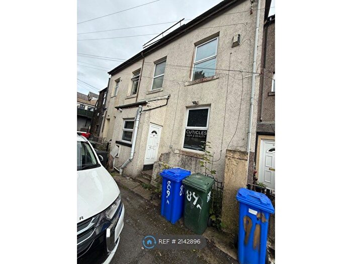 3 Bedroom Flat To Rent In Haslingden, Rossendale, BB4