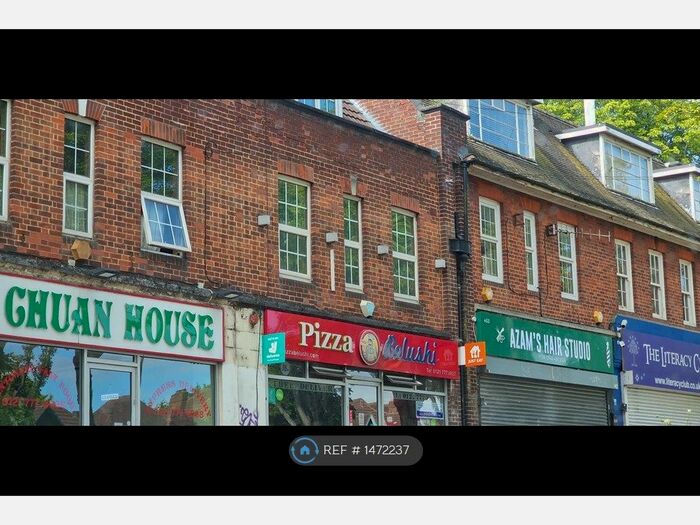 3 Bedroom Flat To Rent In Brooklane, Kings Heath, B13