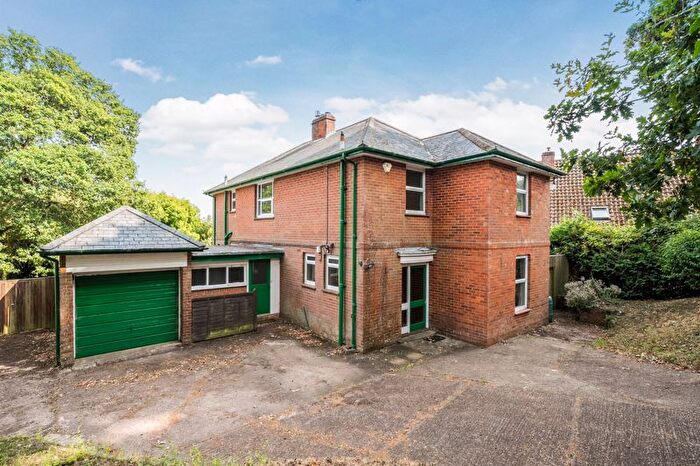 4 Bedroom Detached House For Sale In Church Lane, Exeter, EX4