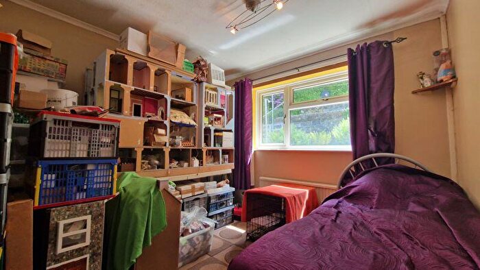 2 Bedroom Bungalow For Sale In Alder Grove, Forest Hill, Yeovil, BA20