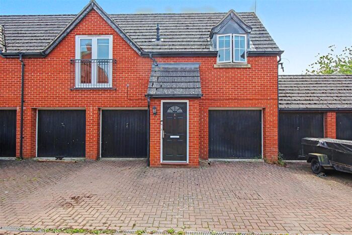 2 Bedroom Detached House For Sale In Nine Arches Way, Thrapston, NN14