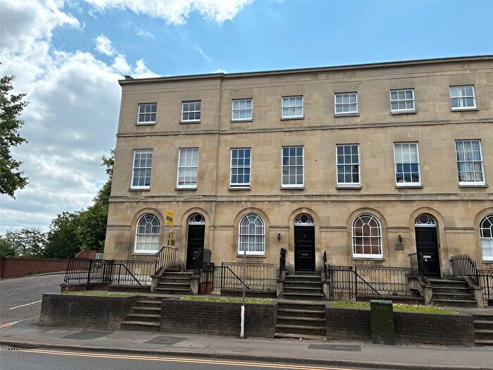 1 Bedroom Flat To Rent In Blenheim Terrace, Reading, Berkshire, RG1