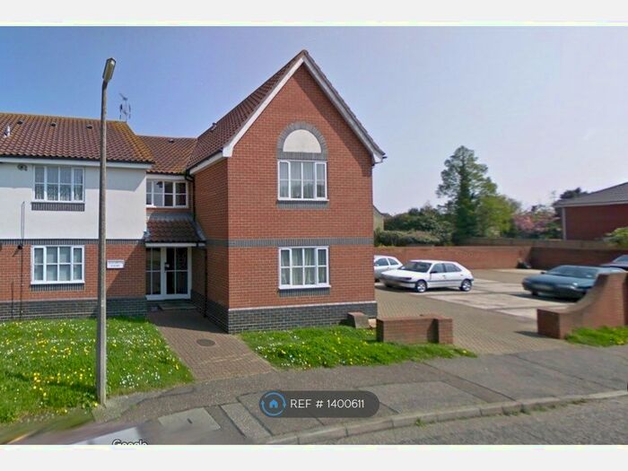 1 Bedroom Flat To Rent In Elizabeth Court, Harwich, CO12