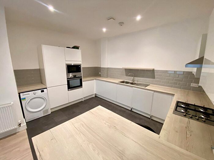 2 Bedroom Apartment To Rent In Fishponds Road, BS5