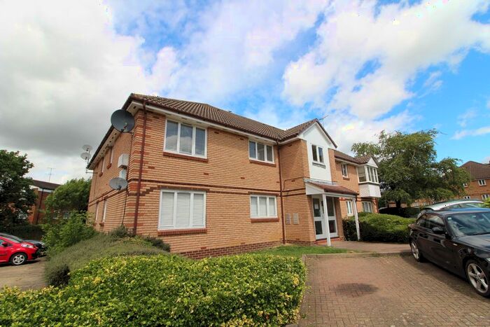 1 Bedroom Property To Rent In Bornedene, Potters Bar, EN6