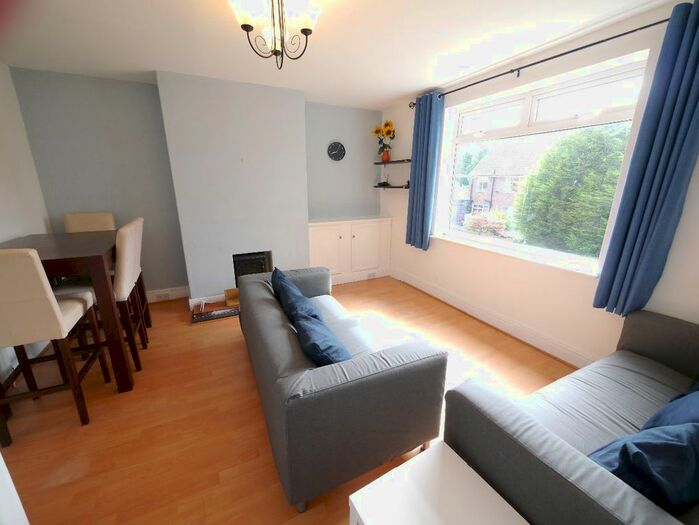 2 Bedroom Flat To Rent In Angerton Gardens, Fenham, Newcastle Upon Tyne, NE5