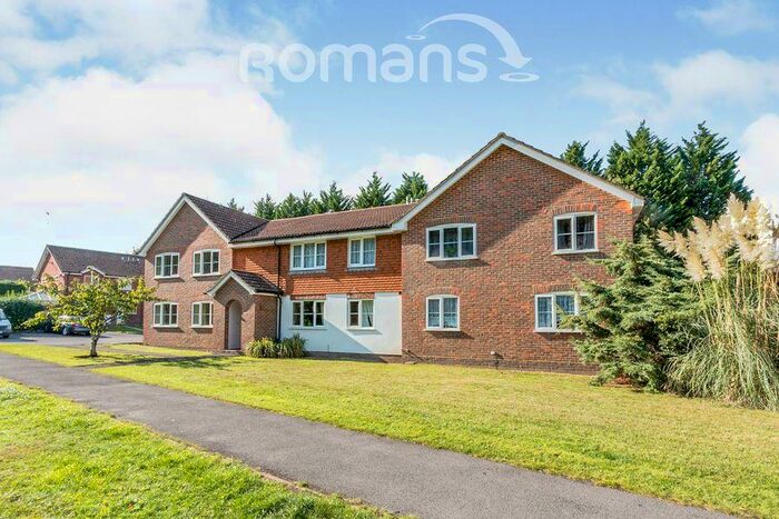 1 Bedroom Apartment To Rent In Houlton Court, Bagshot, GU19