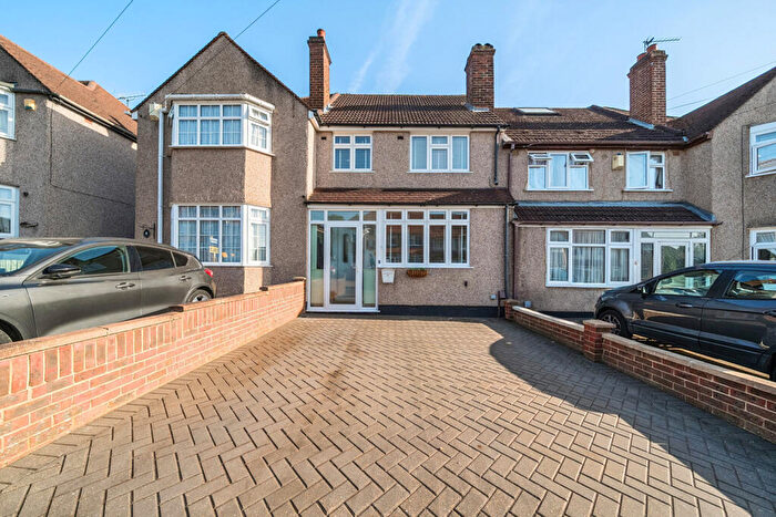 3 Bedroom Terraced House For Sale In Millwood Road, Orpington, BR5