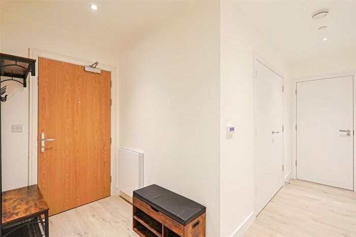 1 Bedroom Apartment For Sale In South Way, Wembley, HA9