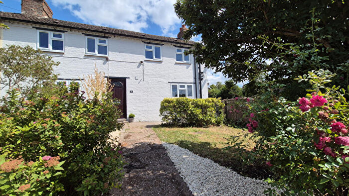 3 Bedroom Cottage For Sale In Park Lane, Southam, CV47