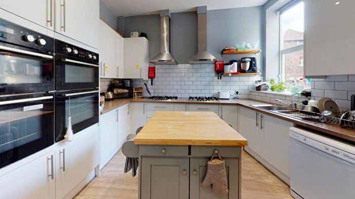 1 Bedroom Terraced House To Rent In Room, Hotwell Road, BS8