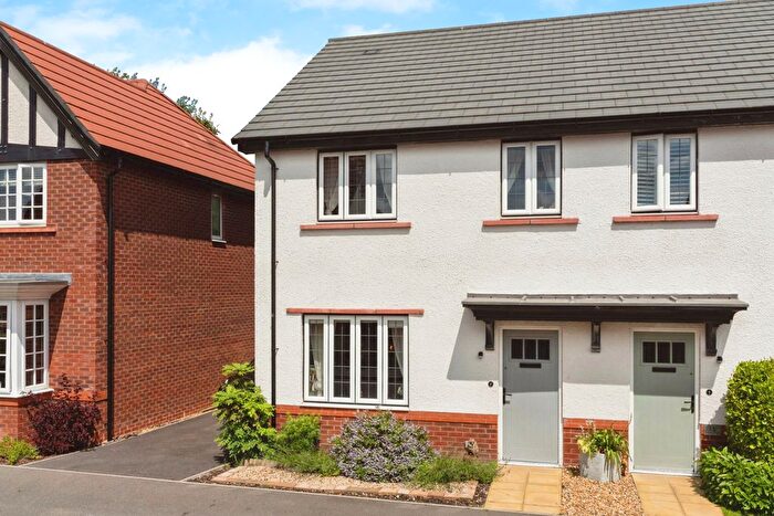 3 Bedroom Semi-Detached House For Sale In Pennypleck Drive, Appleton Thorn, Warrington, Cheshire, WA4