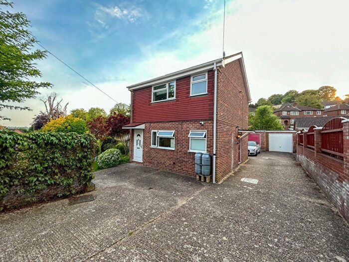 2 Bedroom Maisonette To Rent In Adelaide Road, High Wycombe, HP13