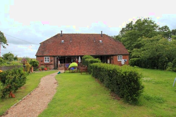 2 Bedroom Semi-Detached House To Rent In Lovehurst Lane, Staplehurst, Kent, TN12