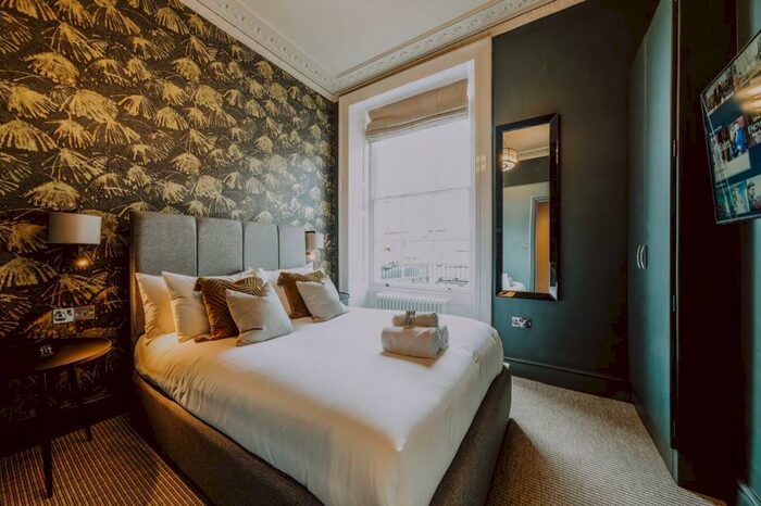 1 Bedroom Apartment To Rent In St Pauls Road, Clifton, Bristol, BS8