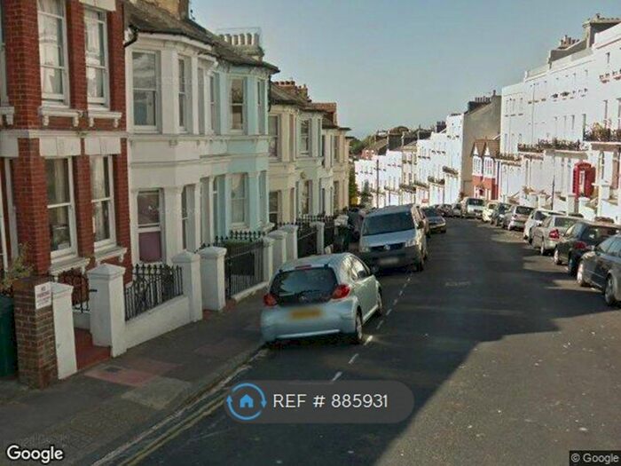 2 Bedroom Flat To Rent In Roundhill Crescent, Brighton, BN2
