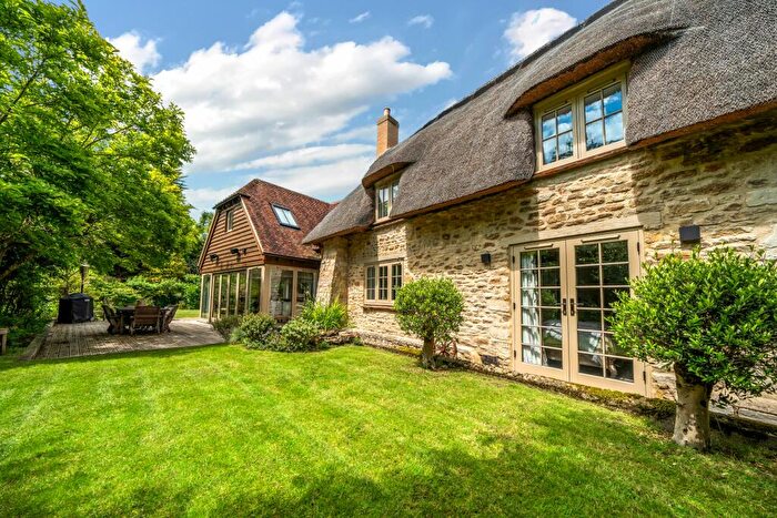 5 Bedroom Detached House For Sale In Elsfield, Oxford, OX3