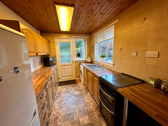 3 Bedroom Semi-Detached House For Sale In Westburn Crescent, Clydebank, Dunbartonshire, G81
