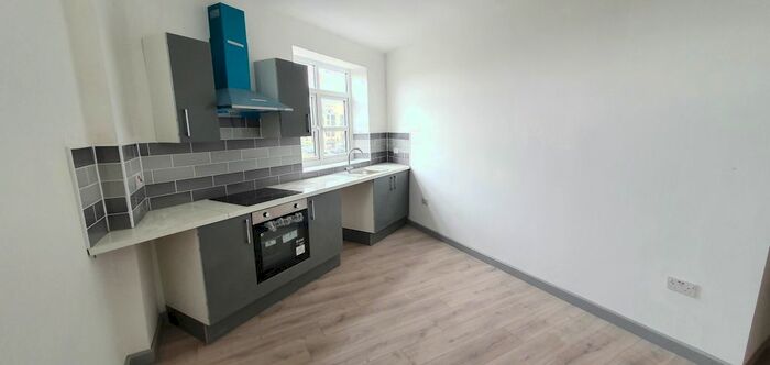 1 Bedroom Flat To Rent In Hammerton St, Bradford, BD3