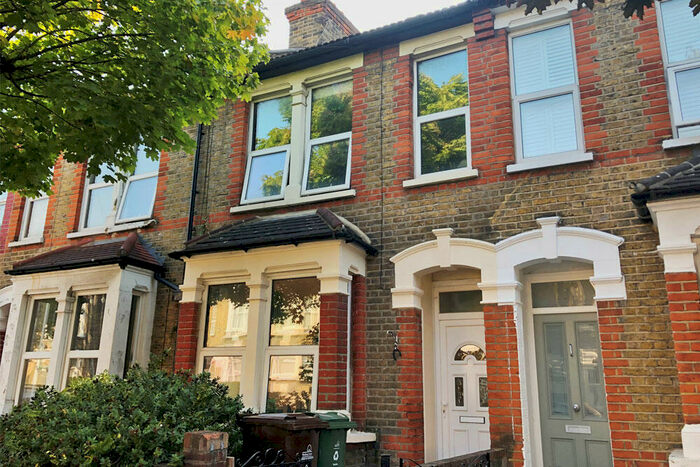 2 Bedroom Terraced House To Rent In Richmond Road, Leytonstone, E11
