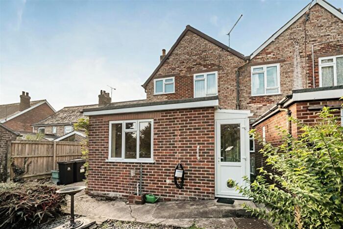 3 Bedroom End Of Terrace House For Sale In Northport, Wareham, Dorset, BH20