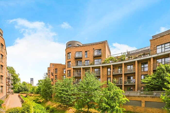 1 Bedroom Flat For Sale In Connersville Way, Croydon, Surrey, CR0