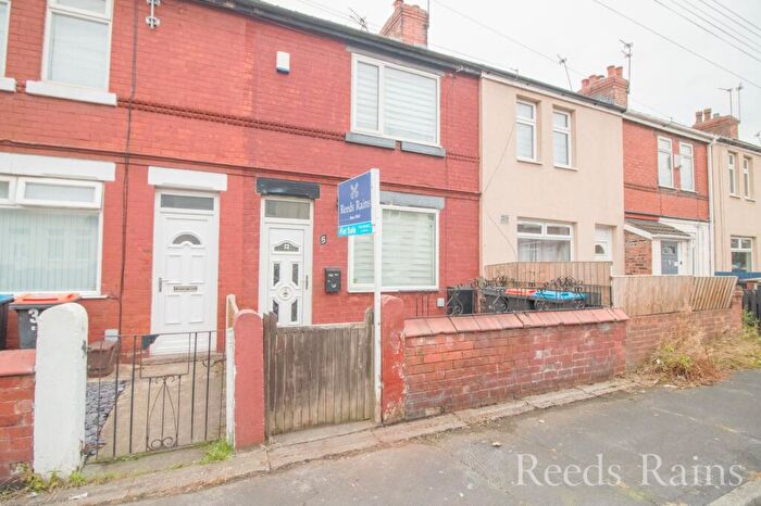 2 Bedroom Terraced House For Sale In Livingstone Road, Ellesmere Port, Cheshire, CH65