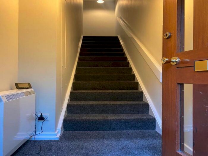 2 Bedroom Flat To Rent In Taylors Lane, DD2