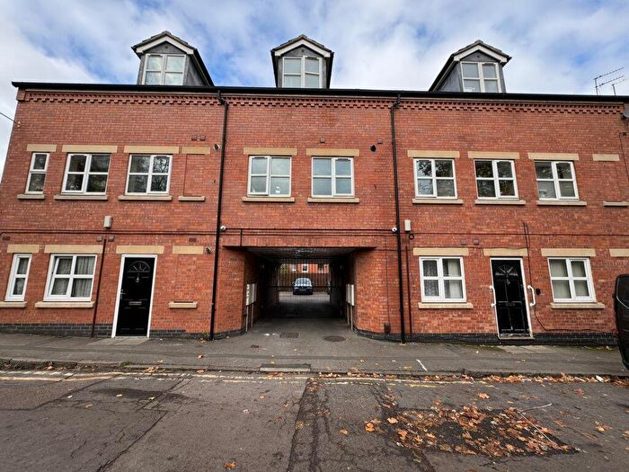 1 Bedroom Flat To Rent In Oak Street, Leicester, LE5