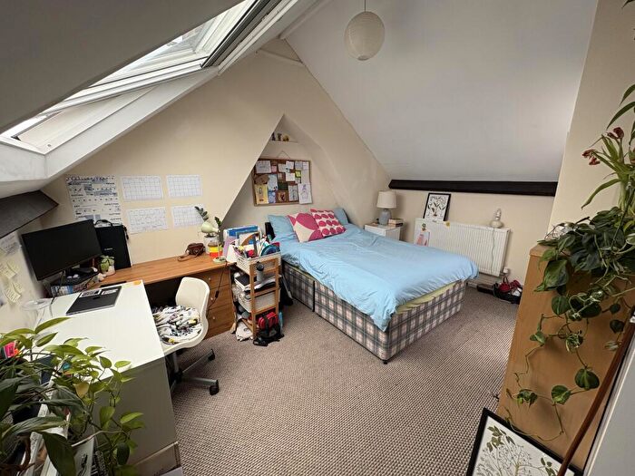 8 Bedroom Property To Rent In Beauley Road, Southville, BS3