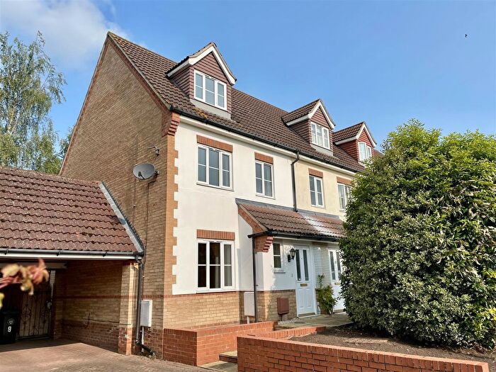 3 Bedroom Terraced House To Rent In Ravel Close, Stamford, Lincolnshire, PE9
