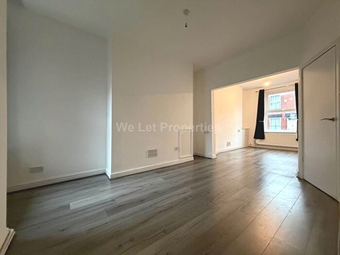 3 Bedroom Property To Rent In Attleboro Road, Manchester, M40