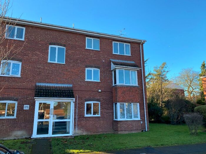 2 Bedroom Flat To Rent In Bexley Court, Reading, Berkshire, RG30