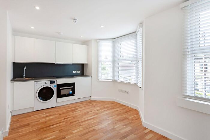 Studio To Rent In Grosvenor Road, London, W7