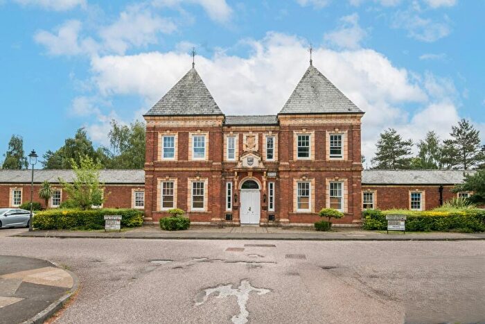 3 Bedroom Maisonette To Rent In North Grange, Clyst Heath, EX2