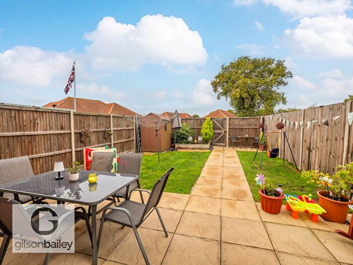 3 Bedroom End Terrace House For Sale In Neaves Close, Catfield, NR29