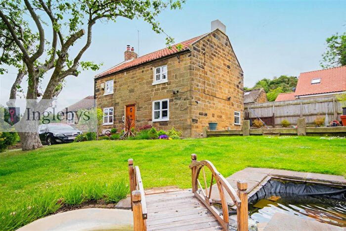 4 Bedroom Cottage For Sale In Egg Cup Farm, High Street, Skelton-In-Cleveland, TS12