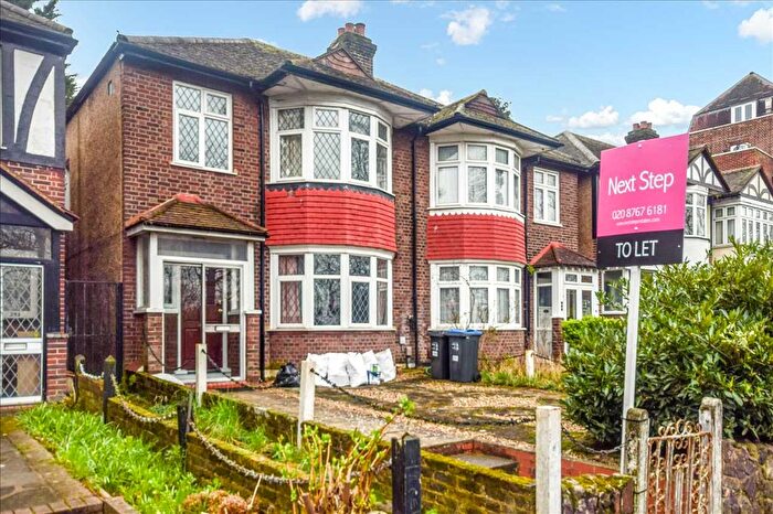 3 Bedroom End Terrace House To Rent In London Road, Morden, SM4