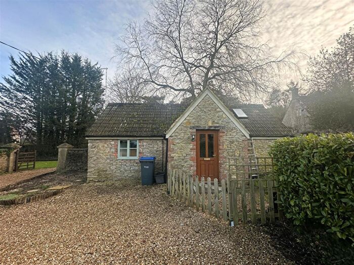 1 Bedroom Detached House To Rent In Swindon Road, Kington Langley, Chippenham, SN15