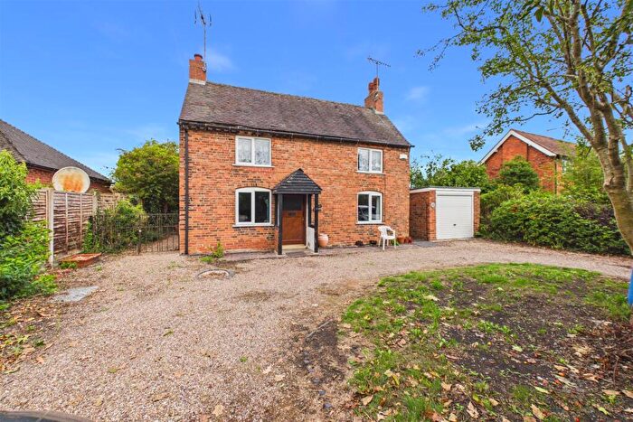 2 Bedroom Detached House For Sale In Uttoxeter Road, Foston, Derby, DE65