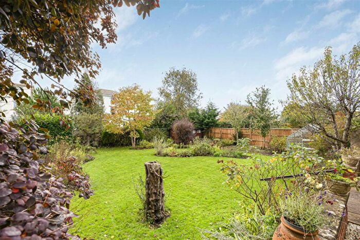 4 Bedroom Detached House For Sale In Walnut Close, Pittville, Cheltenham, GL52