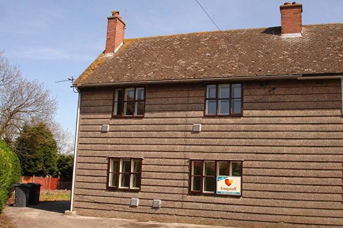 1 Bedroom Flat To Rent In Witham Drive, Chapel Hill, LN4